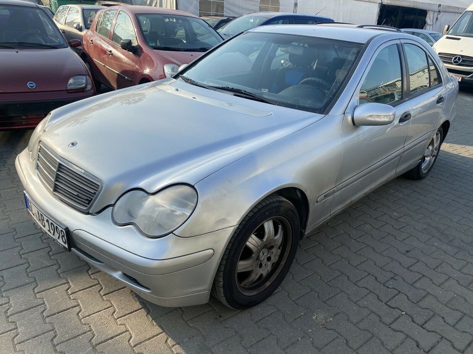 Mercedes W203 C Klasse Ersatzteile SCHLACHTFEST Autoteile in Köln