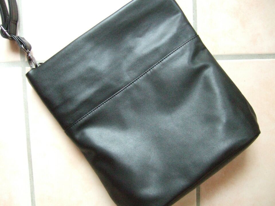 Schlichte Handtasche schwarz Leder-Optik Bag edel in Gelsenkirchen