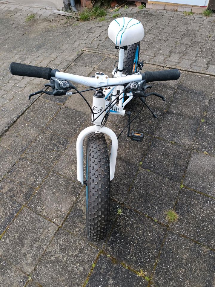 Fahrrad OLVNA, Fatbike 20"×4,0, Kinder Fahrrad in Vilseck