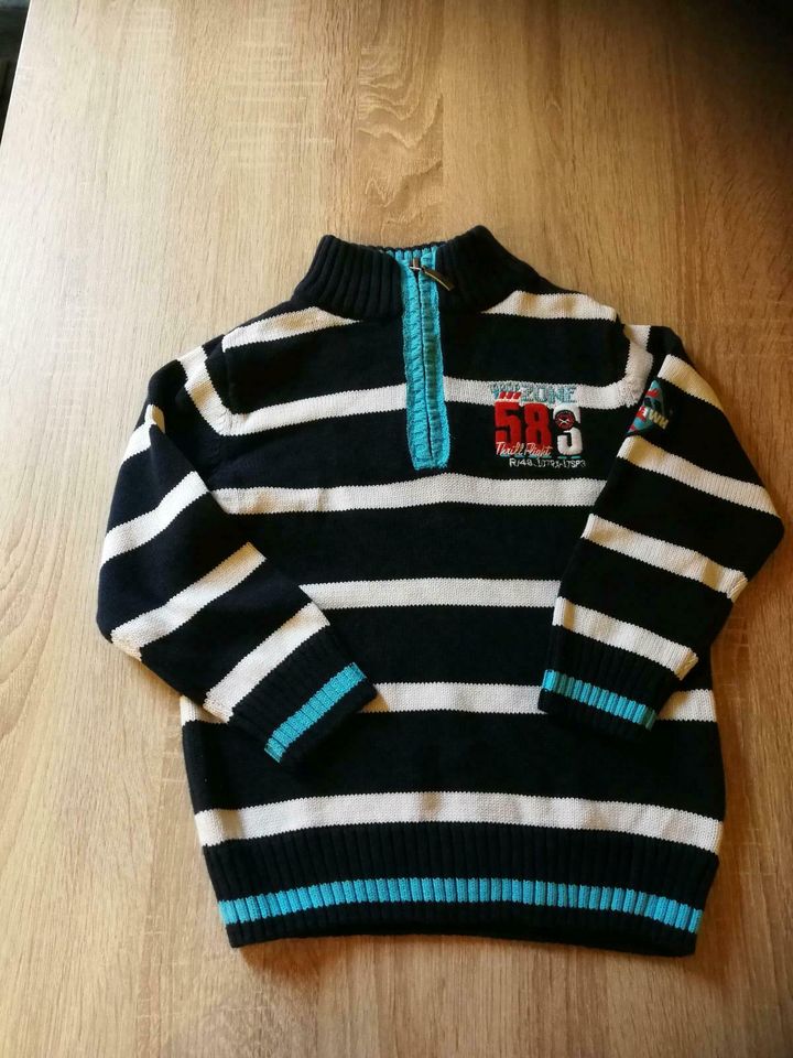 Jungen Pullover in Gröditz