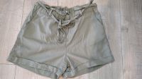 JDY Sommer Shorts kurze Hose Khaki Olive grün L 40 High waist Thüringen - Hermsdorf Vorschau