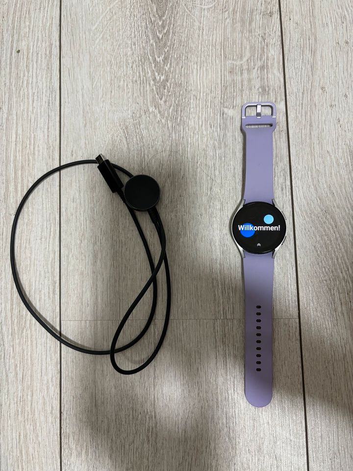 Samsung Galaxy Watch 5 in Helmstedt