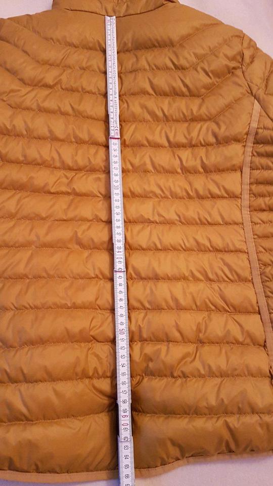 Fuchs & Schmitt maisgelbe kurze leichte Daunenjacke Gr.42 NEU in Bad Orb