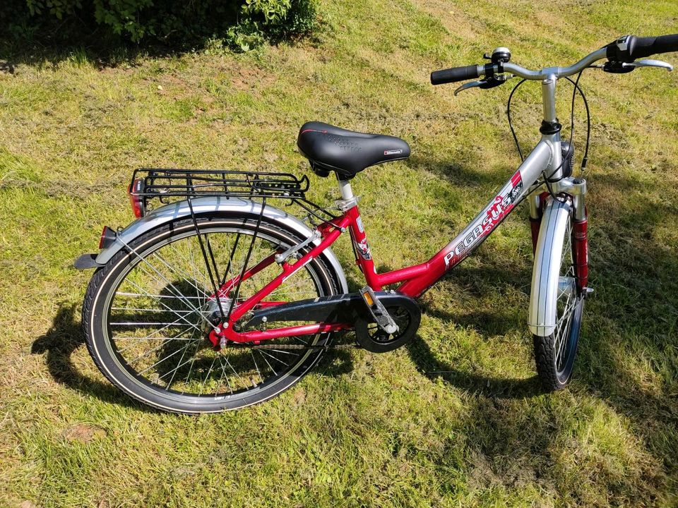 Kinder Fahrrad 24 Zoll Räder in Duisburg