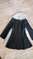 Minikleid Herz-Ausschnitt Skaterkleid H&M schwarz 40 lange Arme Nordrhein-Westfalen - Alfter Vorschau