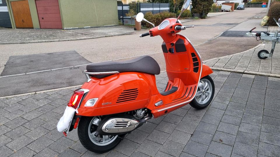 Vespa GTS 300, Top Zustand, 585 km in Herbrechtingen