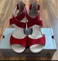 Gabor Sandaletten Sandalen Gr. 40 (6,5) rot Keilabsatz wie neu! Bayern - Emskirchen Vorschau