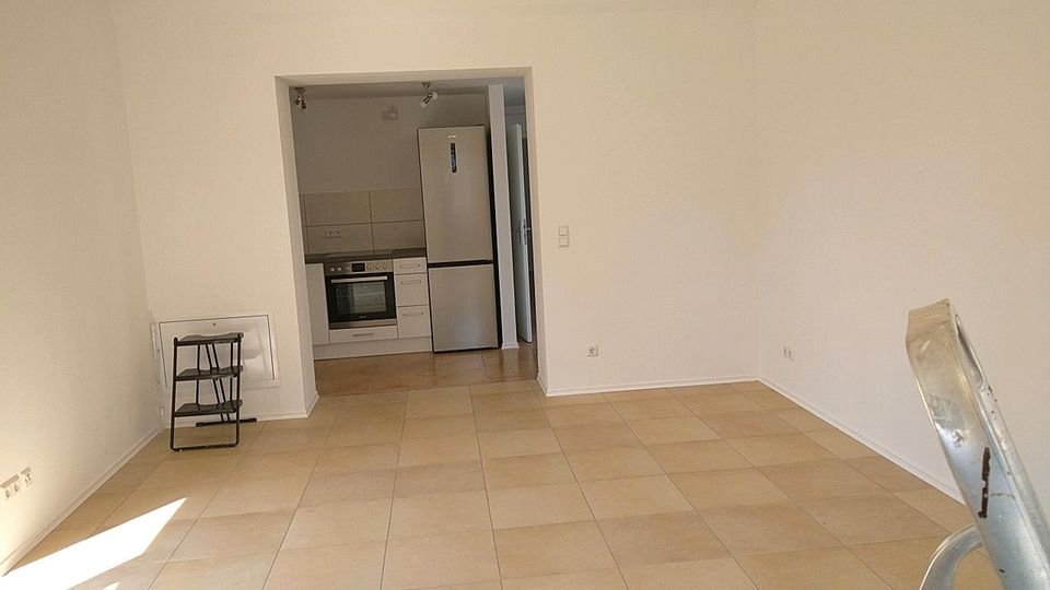 2-Zi, Küche, Bad, ca 58 m² mit Terrasse & ~250m² Gartenanteil in Zützen