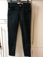 Zara Damen Jeans schwarz Gr. 36 neuwertig Slim Baden-Württemberg - Schwaikheim Vorschau