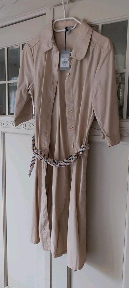 Hemdblusenkleid Kleid beige, Neu, Gr. 38 in Scharnebeck