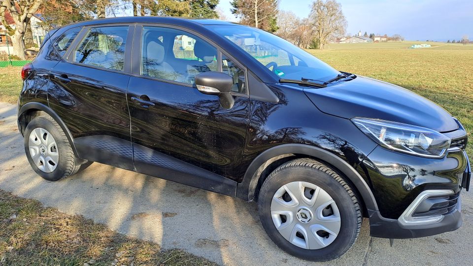 Renault Captur in Allmendingen