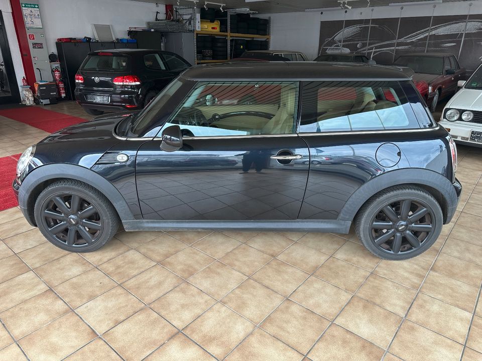 Mini One Cooper in Rodgau