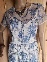 Neuwertiges modisches spitzen Kleid von blugirl Saarland - Bexbach Vorschau