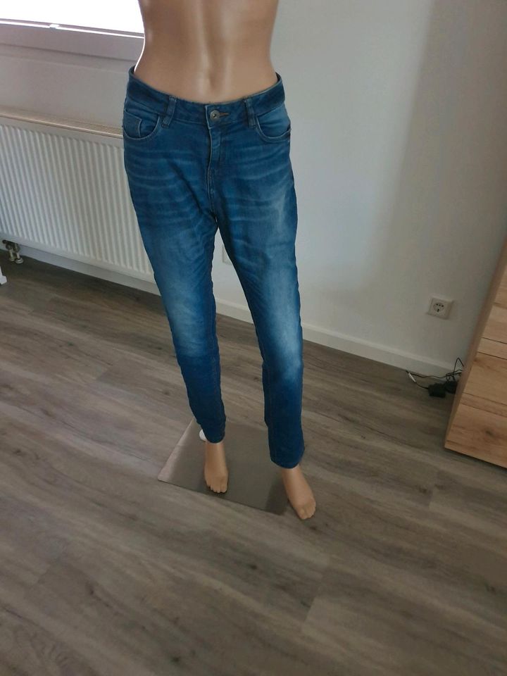 1,50Euro! Jeans,Hose,blau,W29,L32,Takko in Düren