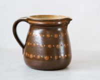 Handgemachter brauner Keramik Krug, Vase, getöpfert, gepunktet Hessen - Hochheim am Main Vorschau