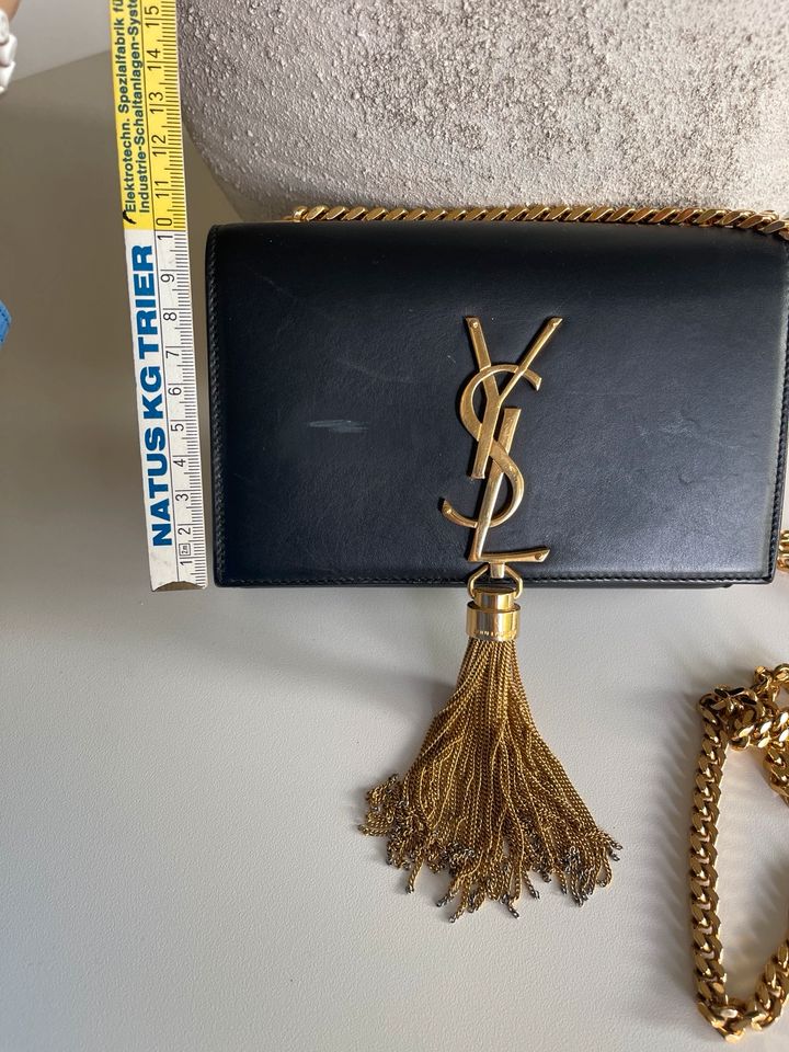 Yves Saint Laurent Tasche in Köln