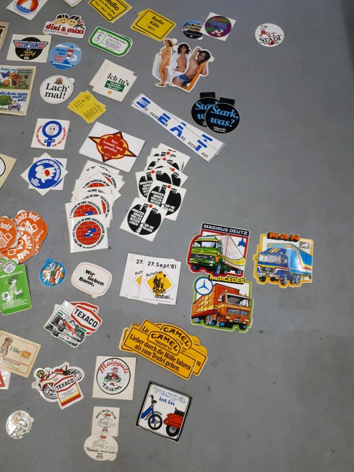 Alte Auto Aufkleber Sticker Decals 80er Jahre in Ruppichteroth