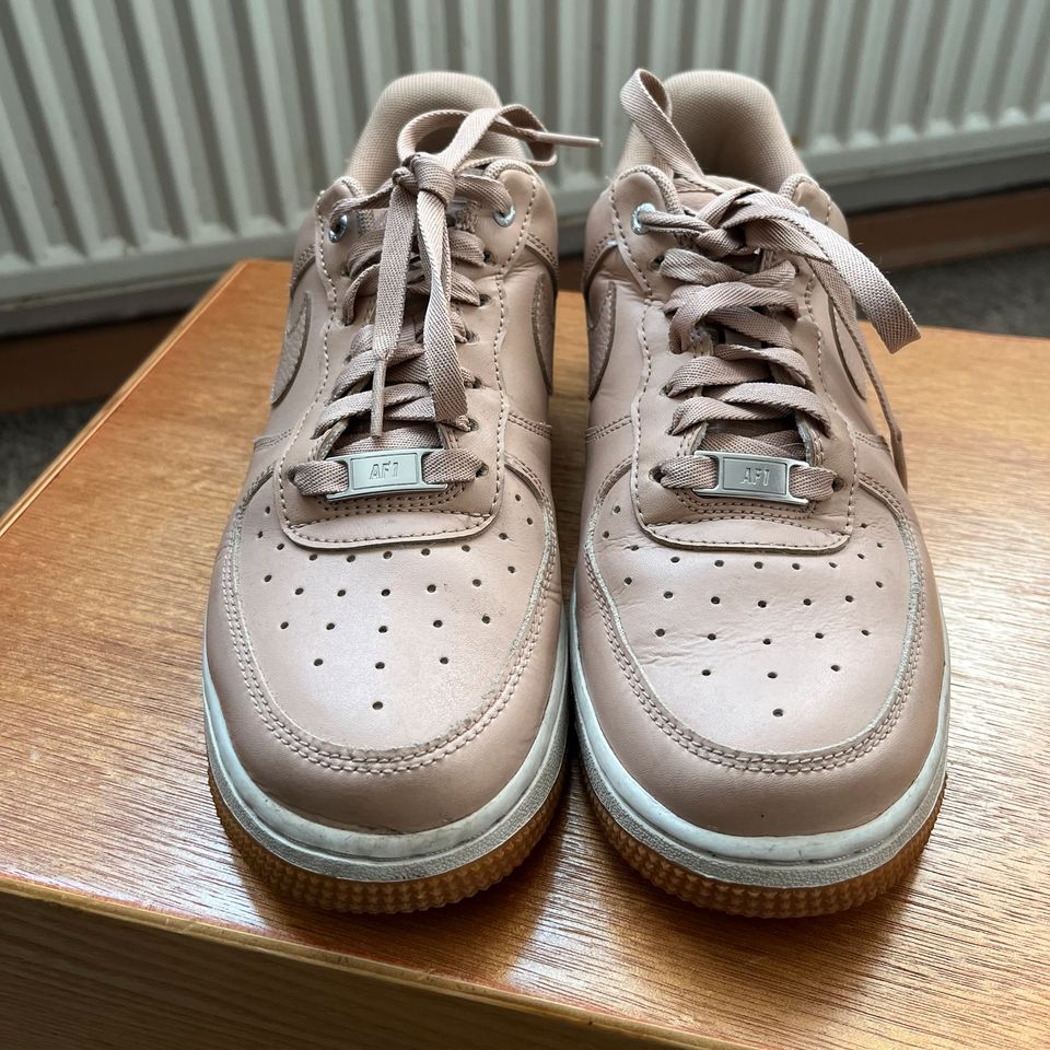 Nike Air Force low premium 38 in Berlin