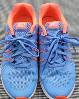 Damen NIKE MAX Dynasty zu verkaufen! Rheinland-Pfalz - Simmern Vorschau