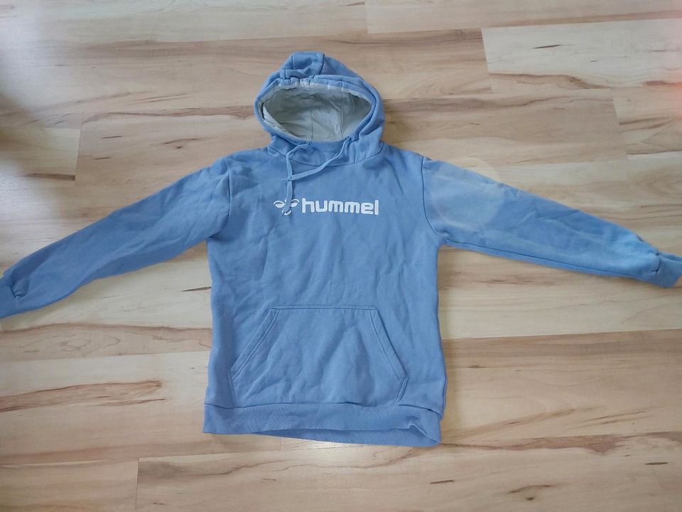 Damen Hoodie von Hummel in Größe M flieder in Bergneustadt