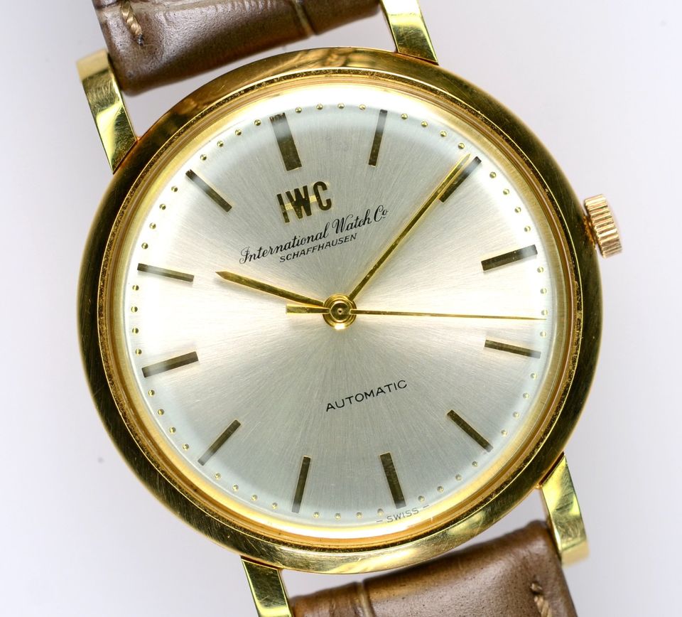 IWC Automatic Vintage 18K Gold Cal 853 35mm Lederband in Erkrath