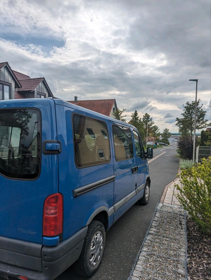 Renault Master 2.5Diesel 9 Plätze in Theres