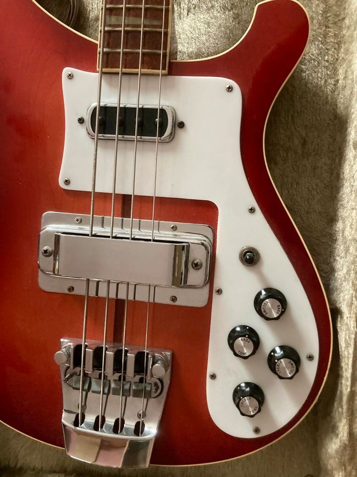 Original Rickenbacker Bass Serie 4001 aus 1978 in Heddesheim