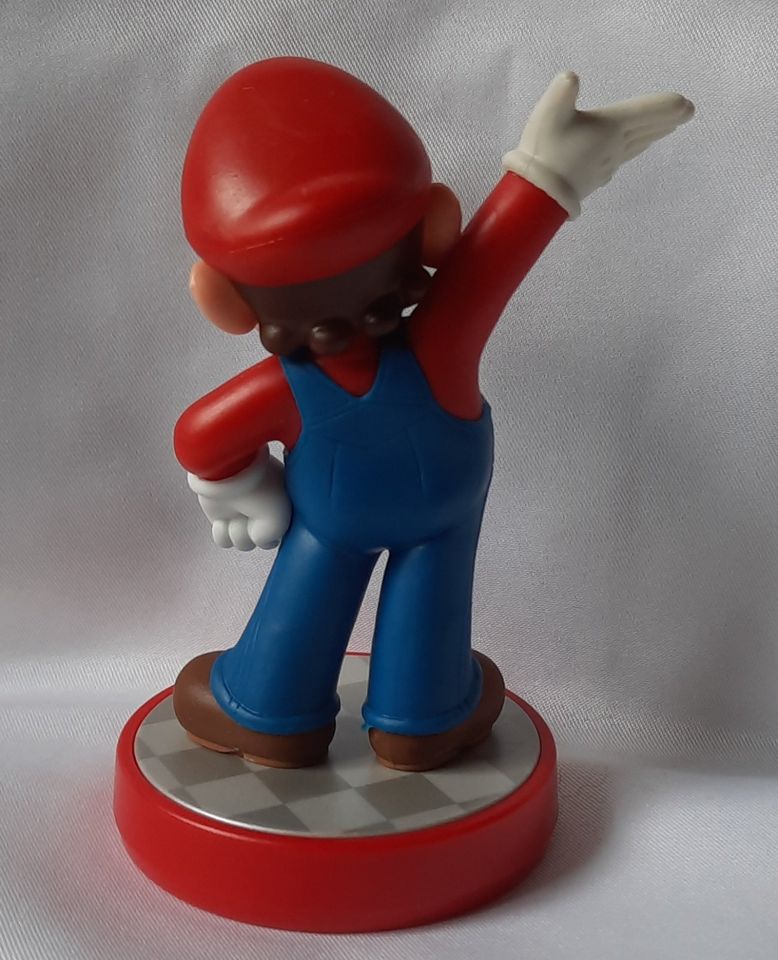 SUPER MARIO - AMIIBO FIGUR in Schöningen