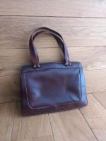 Vintage Handtasche Rot Bordeaux Leder 50er 60er Nordrhein-Westfalen - Nettersheim Vorschau