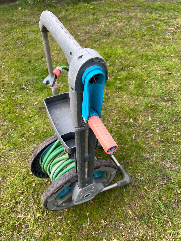 Gardena Schlauchwagen mit ergonomischer Aufwicklung in Coesfeld