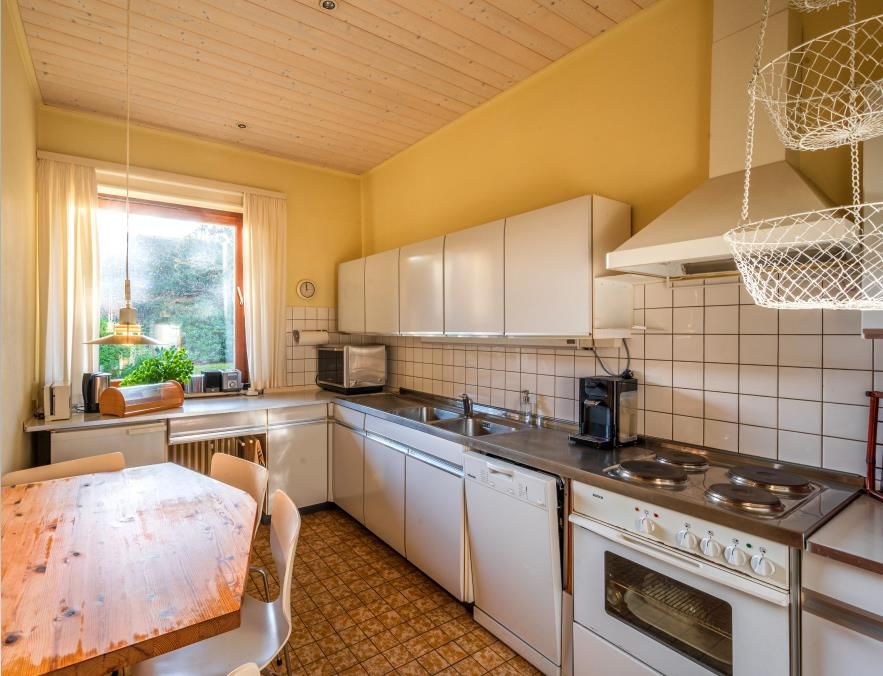 PROVISIONSFREI! Sehr schöner Winkelbungalow auf großem Grundstück in Unterlüß