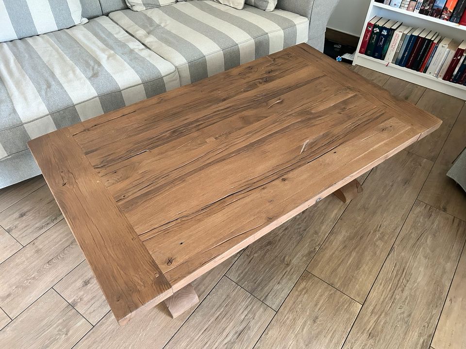 Massiver Couchtisch, Tischplatte 80x139, Höhe 44,5 in Schwanewede