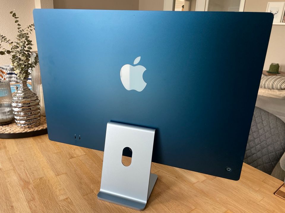 Apple iMac 24" M1 blau in Wunstorf