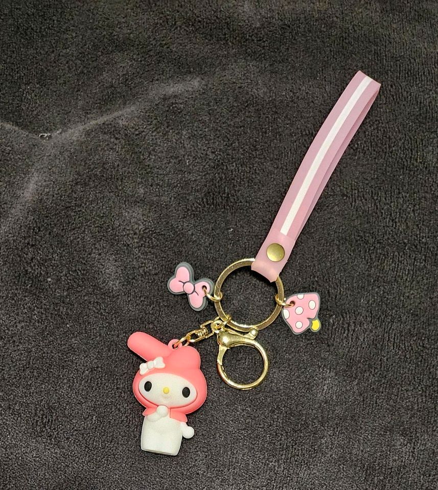 Melody Keychain Schlüsselanhänger Sanrio in Salzgitter