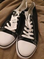 Sneakers wie Converse NEU mit Etikett Gr. 46 von LTS München - Berg-am-Laim Vorschau