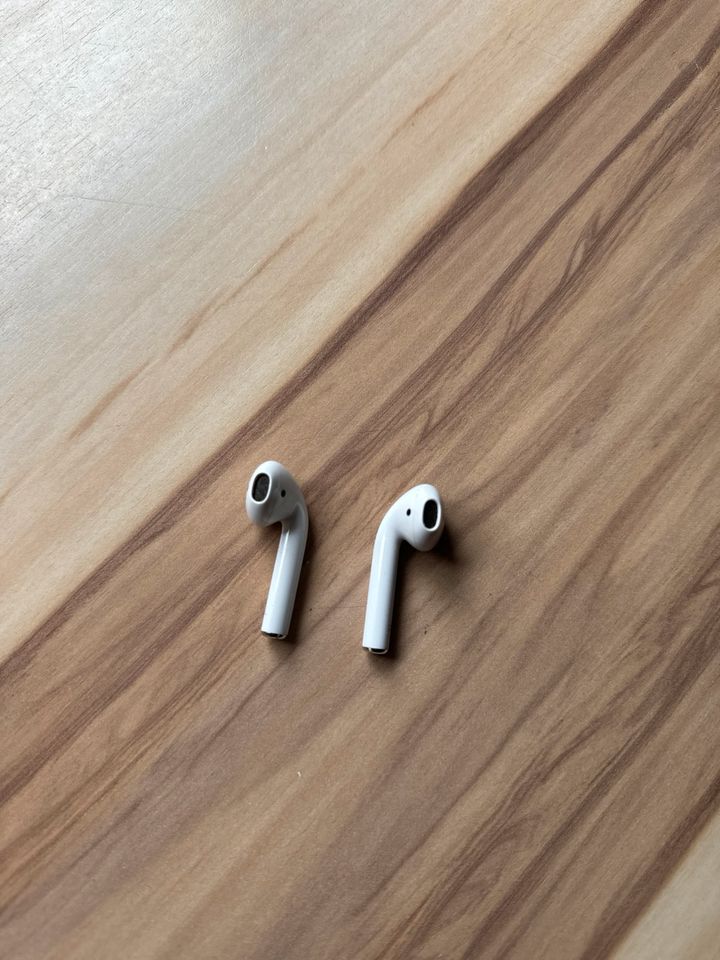 AirPods 2 Generation in Buttenwiesen