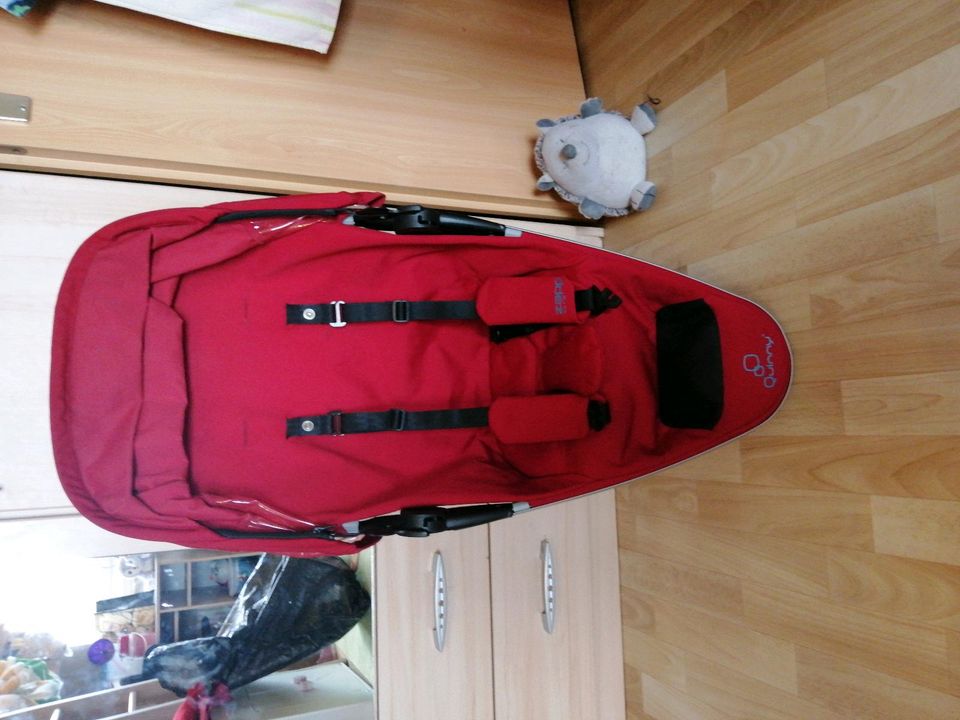 Quinny Zapp Xtra rot /Kinderwagen/Buggy in Dresden