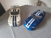 2 coole Dodge Viper im Masstab 1:18 Nordrhein-Westfalen - Nörvenich Vorschau