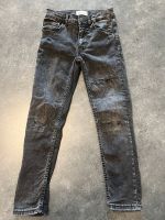 ZARA Jungen Skinny Jeans im Destroyed Look Gr.134 schwarz Brandenburg - Cottbus Vorschau