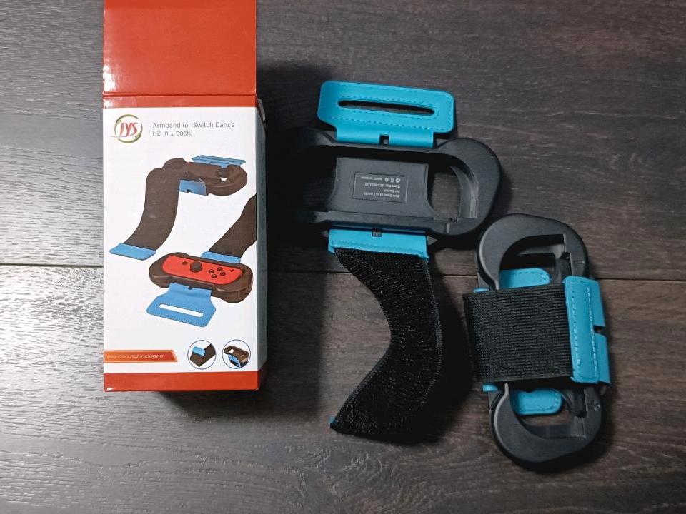 Nintendo Switch Spiel Just Dance 2021 mit Joycon Armband Set in Bergheim