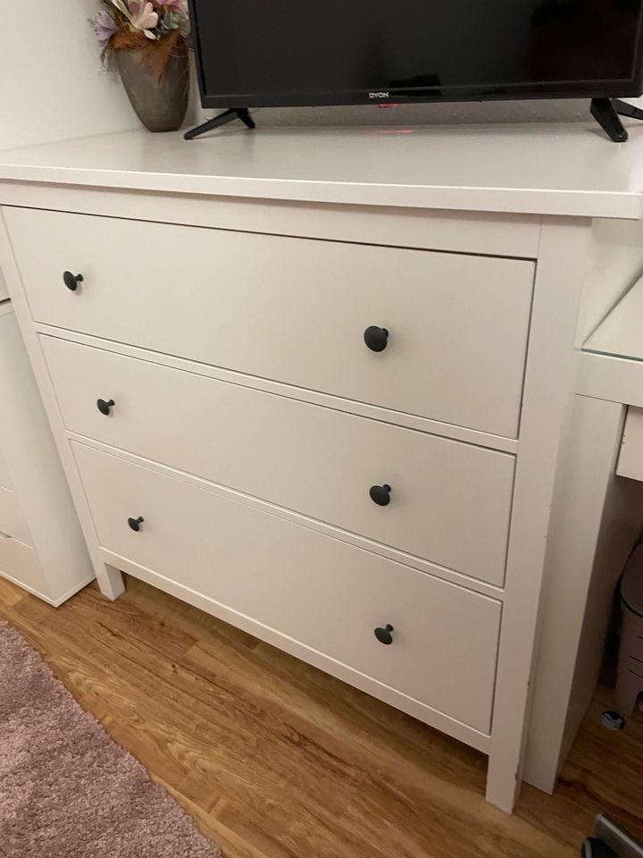 Ikea Hemnes Kommode mit 3 Schubladen weiß gebeizt Np 199€ 108x96 in Hildesheim