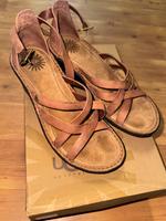 Natur Leder Sandalen Marke Ugg Lalima Gr. 39 Rheinland-Pfalz - Neuhofen Vorschau