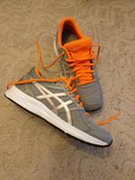 ASICS Sportschuhe 41,5 Hessen - Schwalmstadt Vorschau