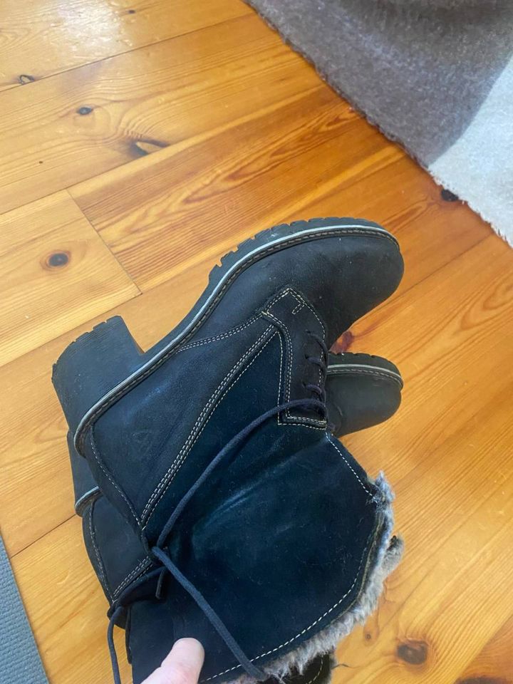 Stiefel aus Leder in Berlin