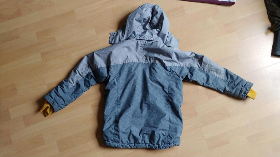 Winterjacke Gr.134 H&M in Metzingen