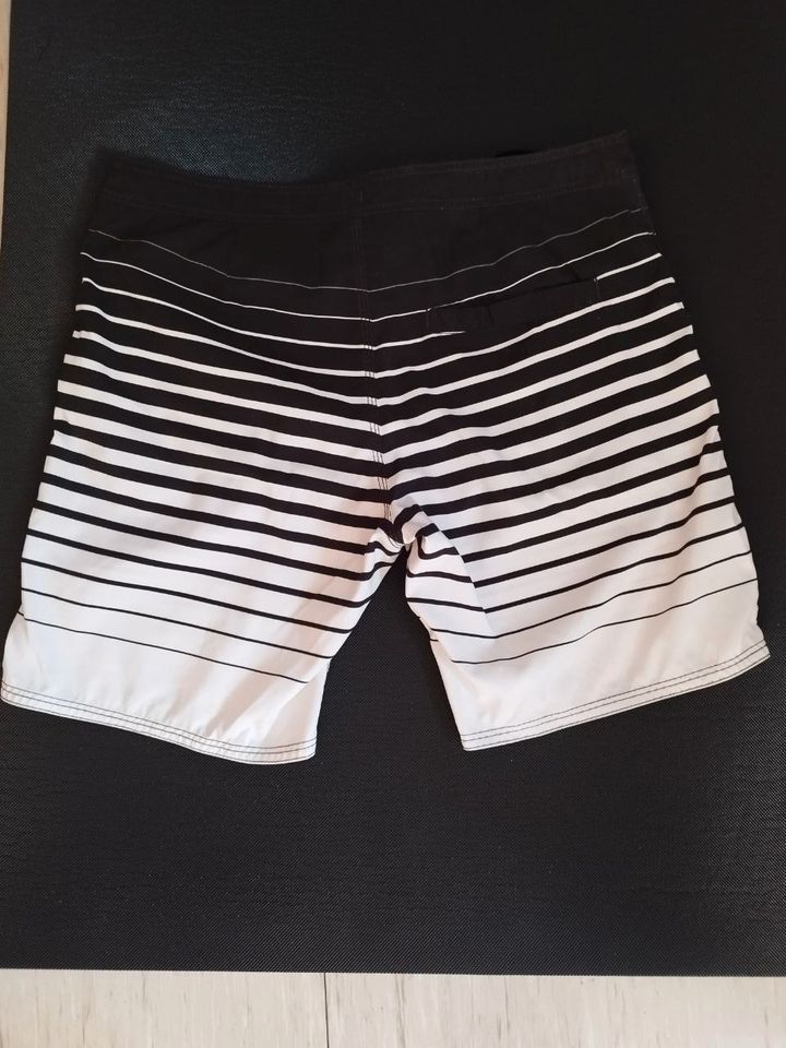 Herren Badeshorts in Mainz