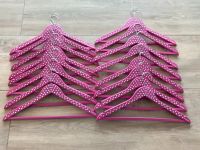 NEU 16 Kleiderbügel Vivess Holz pink mit weißen Punkten Hessen - Reiskirchen Vorschau