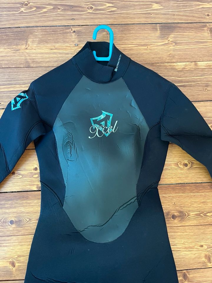 Go Surfin‘ Wetsuit, Neoprenanzug Damen Gr 38 in Varel