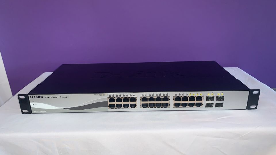 D-Link | Web Smart Switch | DGS-1210-24 Port in Trier