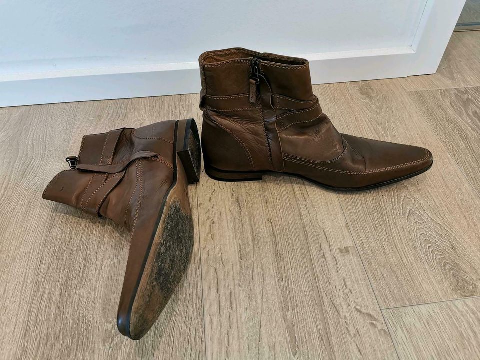 Zara Man Eleganter Spitzschuh in braun 43 Männer, Mode, Stilvoll in Elsfleth